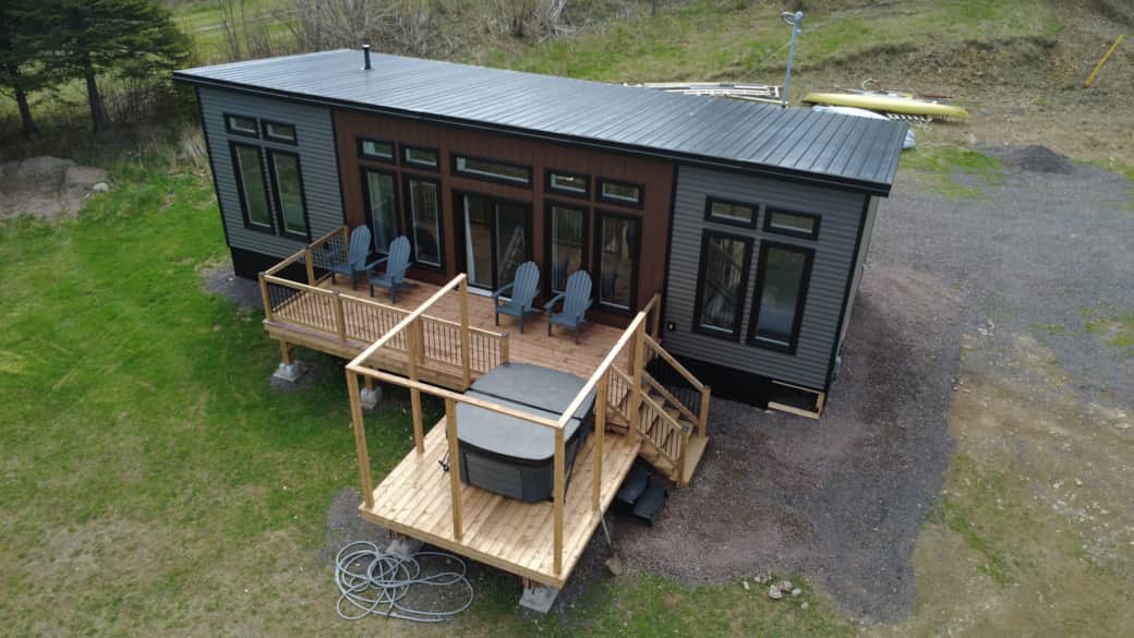 Newly built , 2 queen bedrooms fully equiped cottage Newly built , 2 queen bedrooms fully equiped cottage