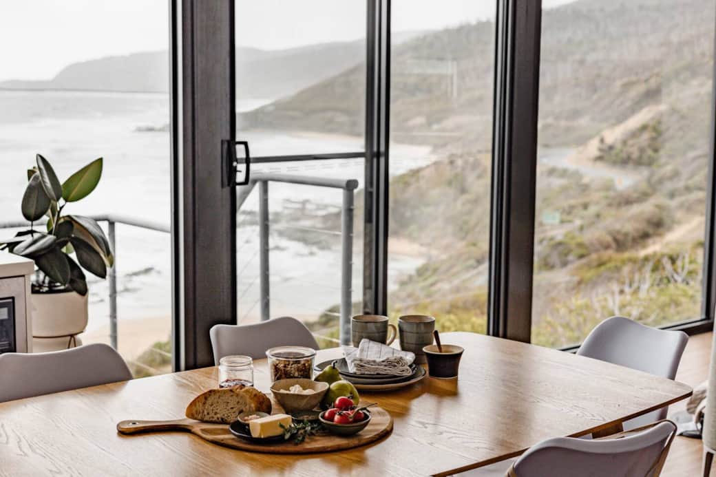 Dine in immersed in natural beauty Dine in immersed in natural beauty