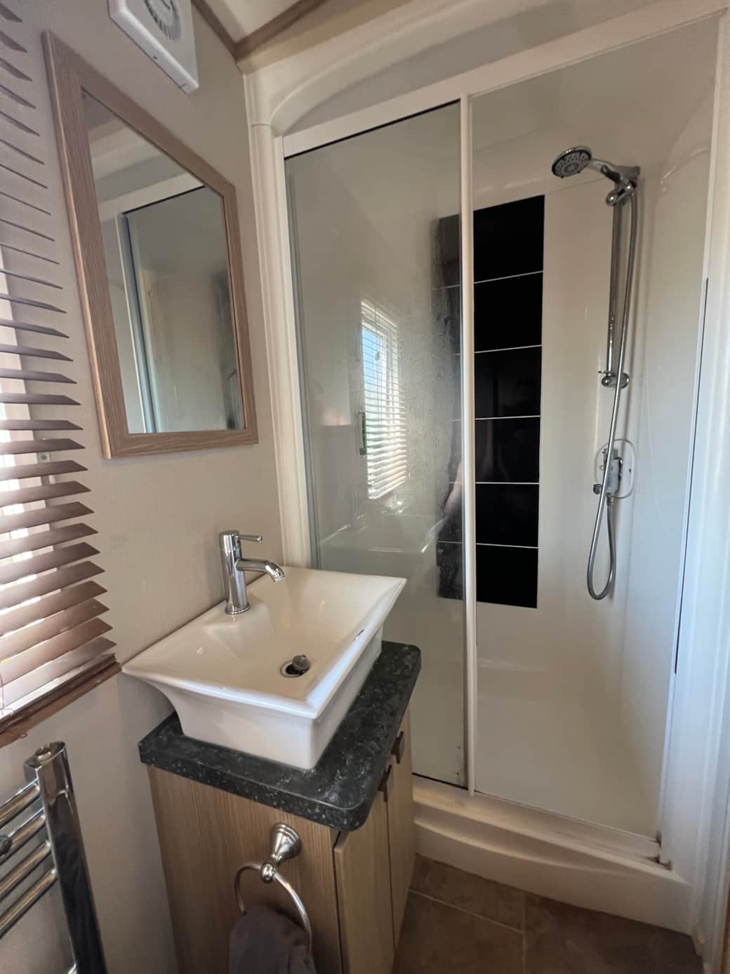 Main bathroom - Croyde Retreat