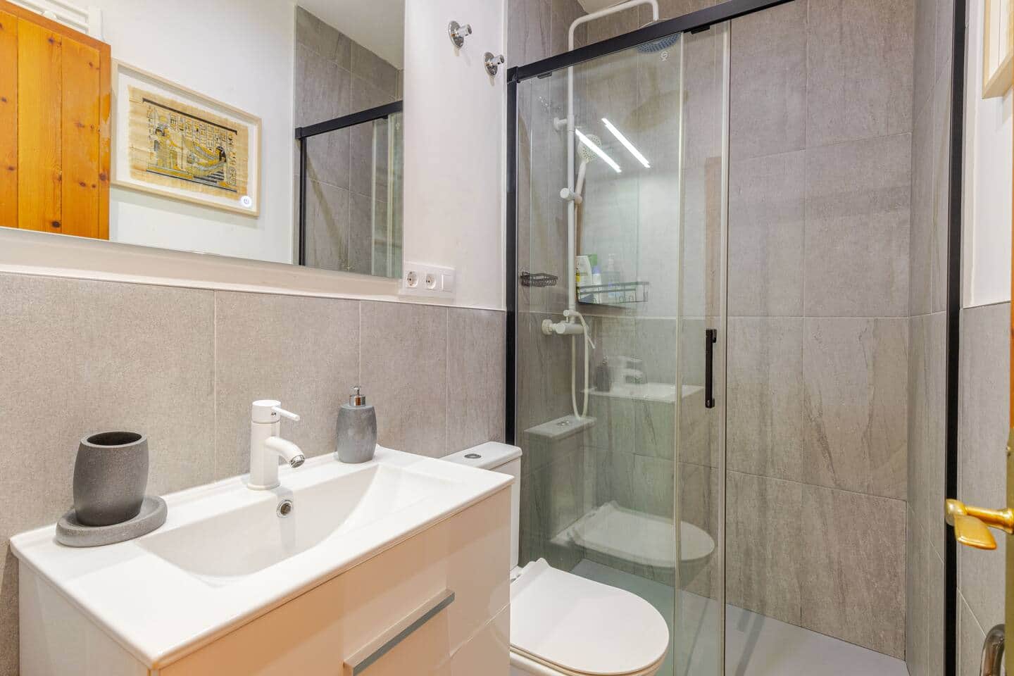 Piso boutique Gran Vía · Disfruta del mejor Madrid — foto 18