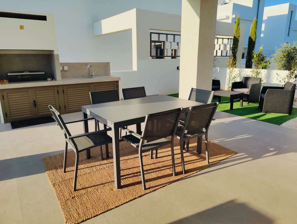 Patio - Outdoor Dining Area