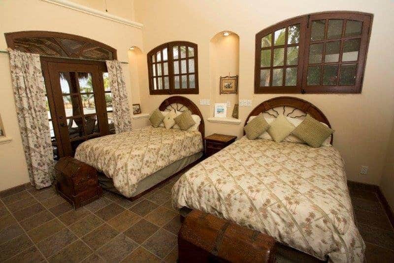 Casita Bedroom #2  - Two Double Beds