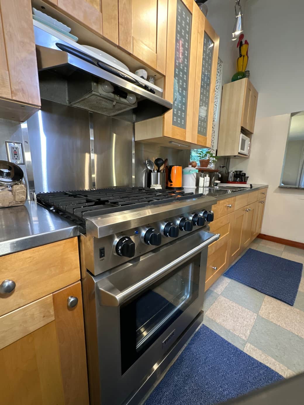 Whidbey Island Cabin Kitchen-French Press’ Pour-Over’ and Aero Press Ready