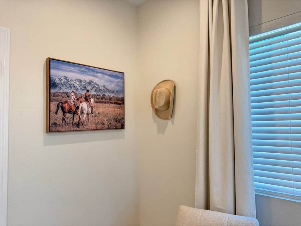 Charming western wall accents