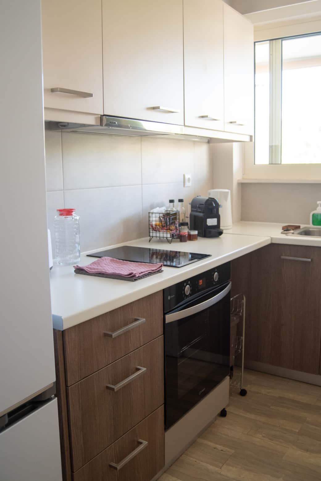 Kitchen oven