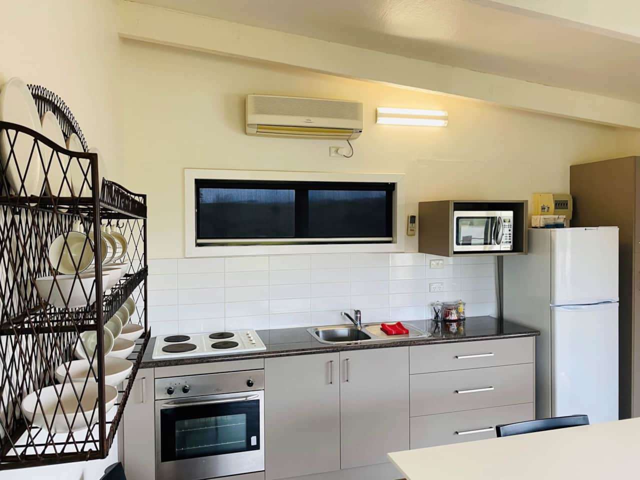 Cedar 1 Kitchen