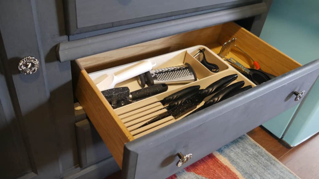 Knives, grater masher, scoop Knives, grater masher, scoop