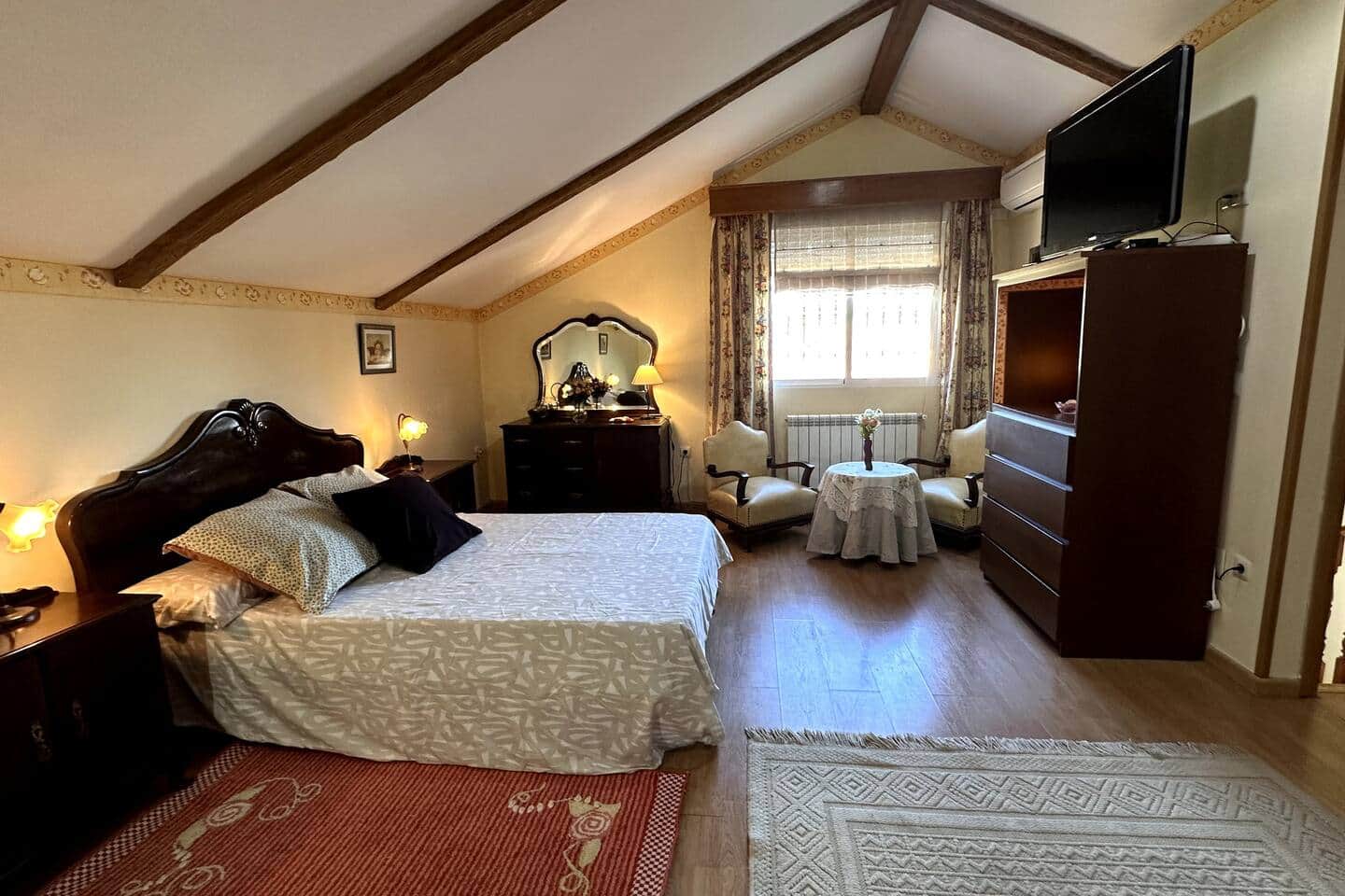 Chalet con piscina y tranquilidad — foto 18