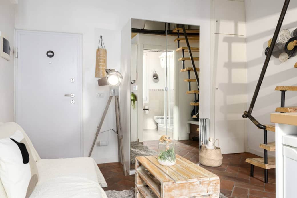 “Nido del Condor” – Intimo rifugio nel cuore di Firenze Scopri il fascino del "Nido del Condor", un accogliente appartamento nel centro storico di Firenze. Intimo e ricco di charme, è il luogo ideale per chi cerca un rifugio romantico. “Nido del Condor” – Intimo rifugio nel cuore di Firenze Scopri il fascino del "Nido del Condor", un accogliente appartamento nel centro storico di Firenze. Intimo e ricco di charme, è il luogo ideale per chi cerca un rifugio romantico.