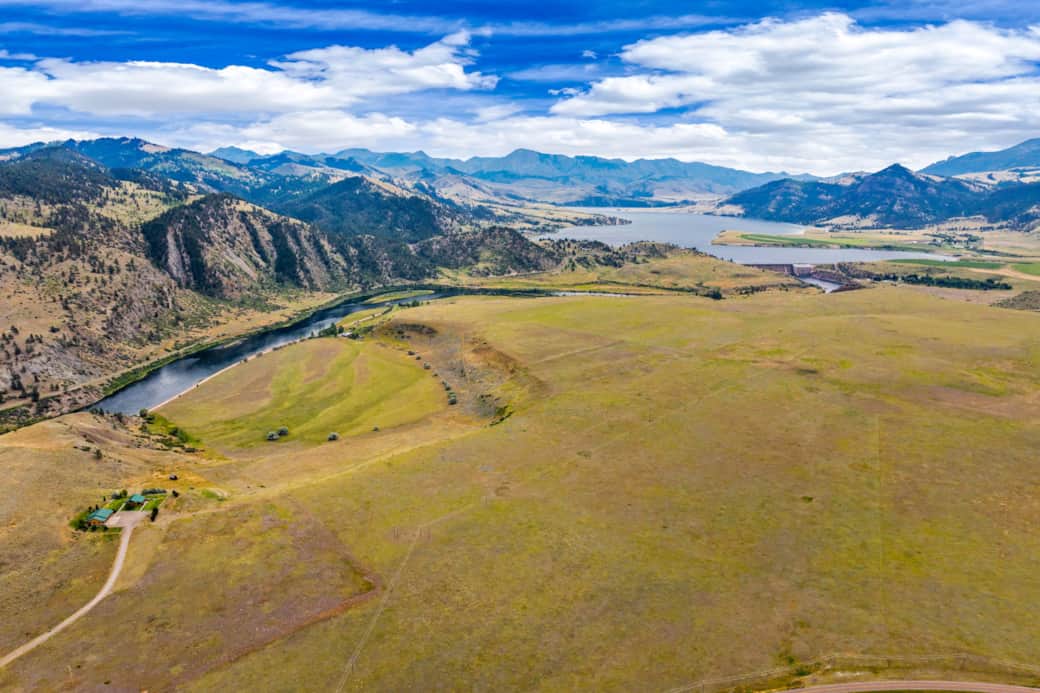 36-web-or-mls-REP-Space-1305-Craig-Frontage-Road-Wolf-Creek-MT (35)