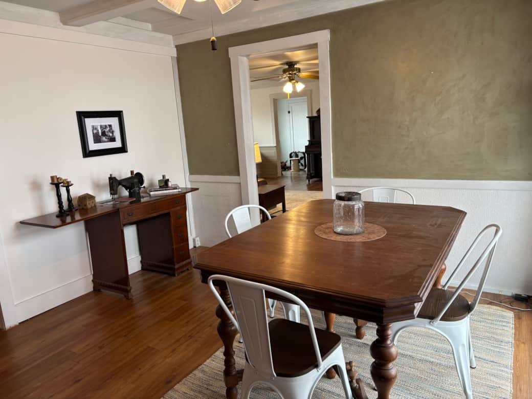 Breakfast Nook