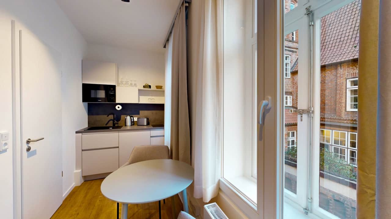 Voll ausgestattete Kitchenette im N°8A Boardinghouse Lüneburg