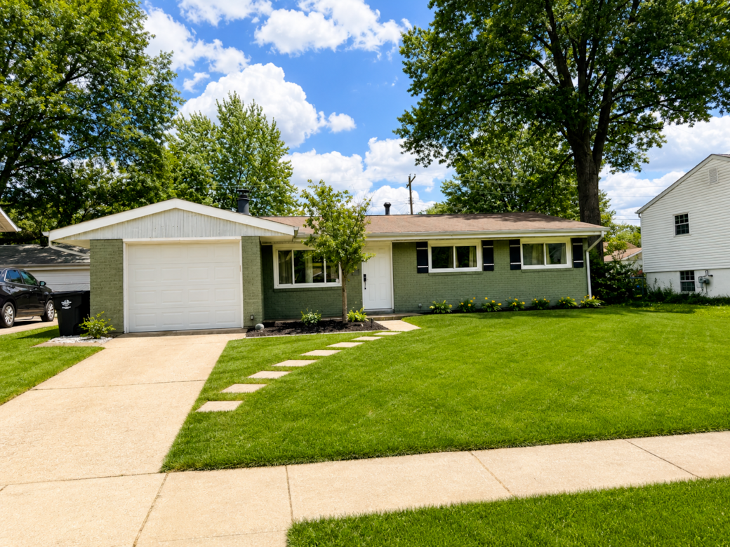 Welcome to Baroness Way - 3 bedroom and 1.5 Bathrooms Welcome to Baroness Way - 3 bedroom and 1.5 Bathrooms