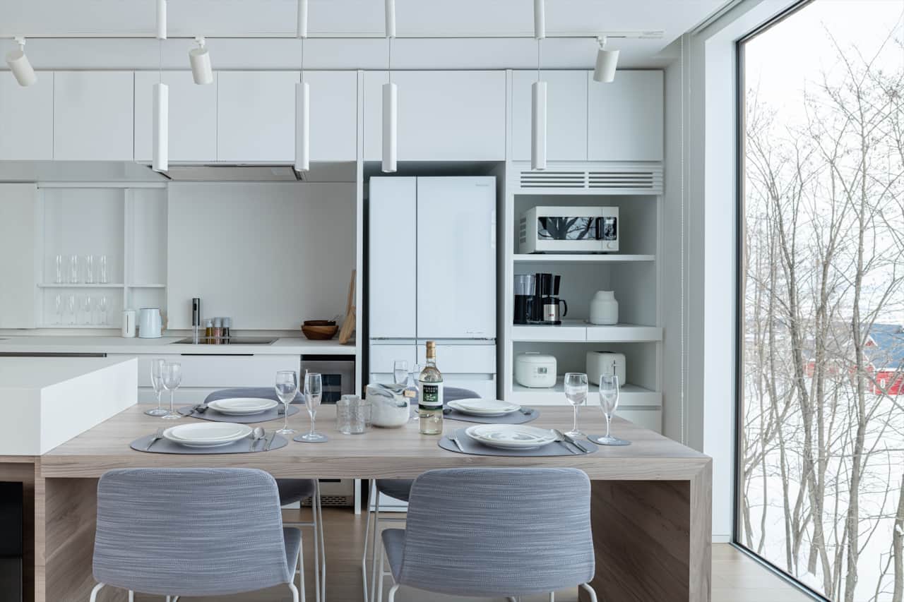 Unit A - Dining & Kitchen