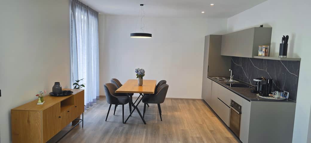 Torino 02 Wohnzimmer Esstisch Torino 02 Wohnzimmer Esstisch