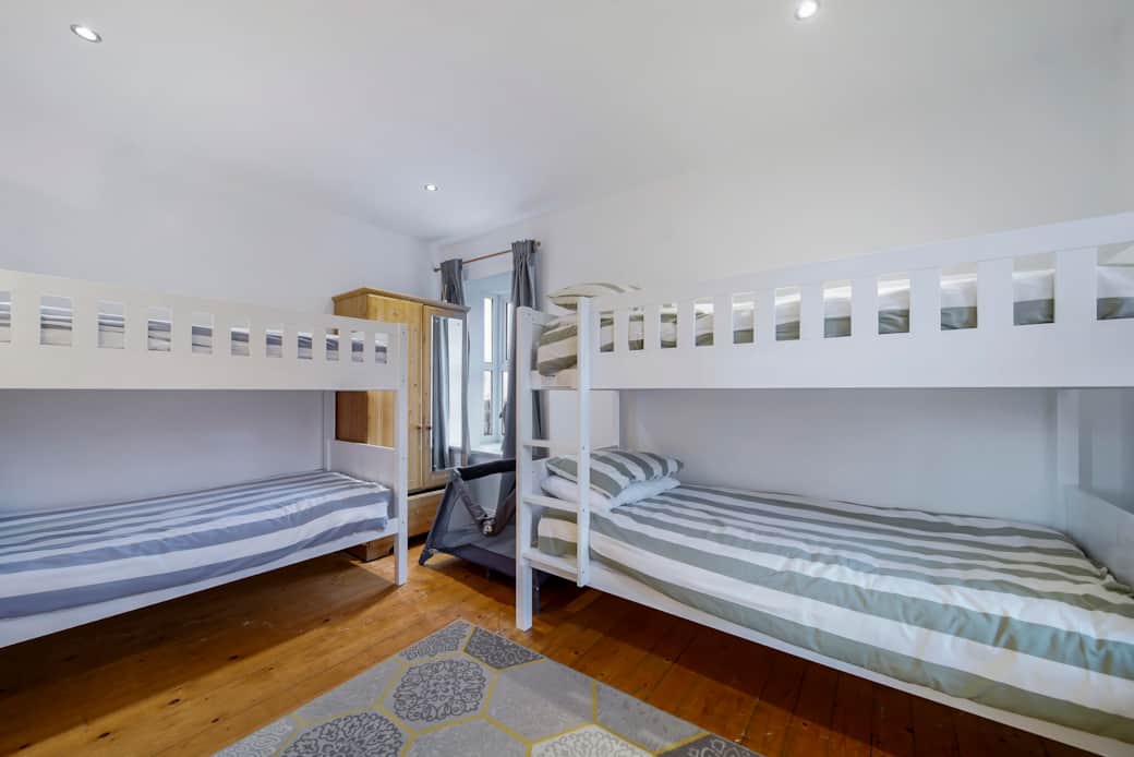 Downstair Bunkbedroom