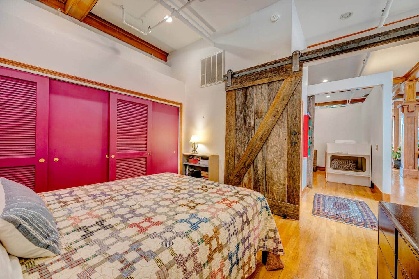 New York Store Suite living room