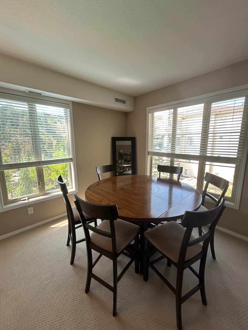 Dining Table Dining Table