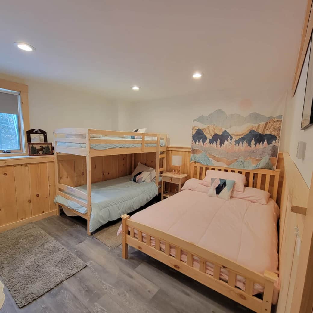 Perfect kids BR - off of game room