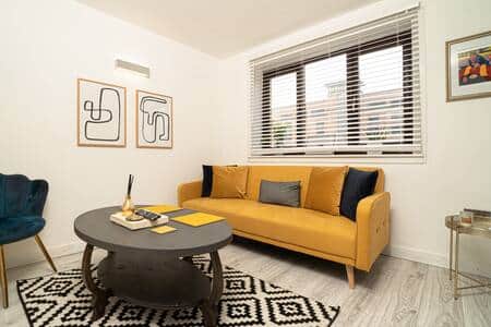 Stylish living room 