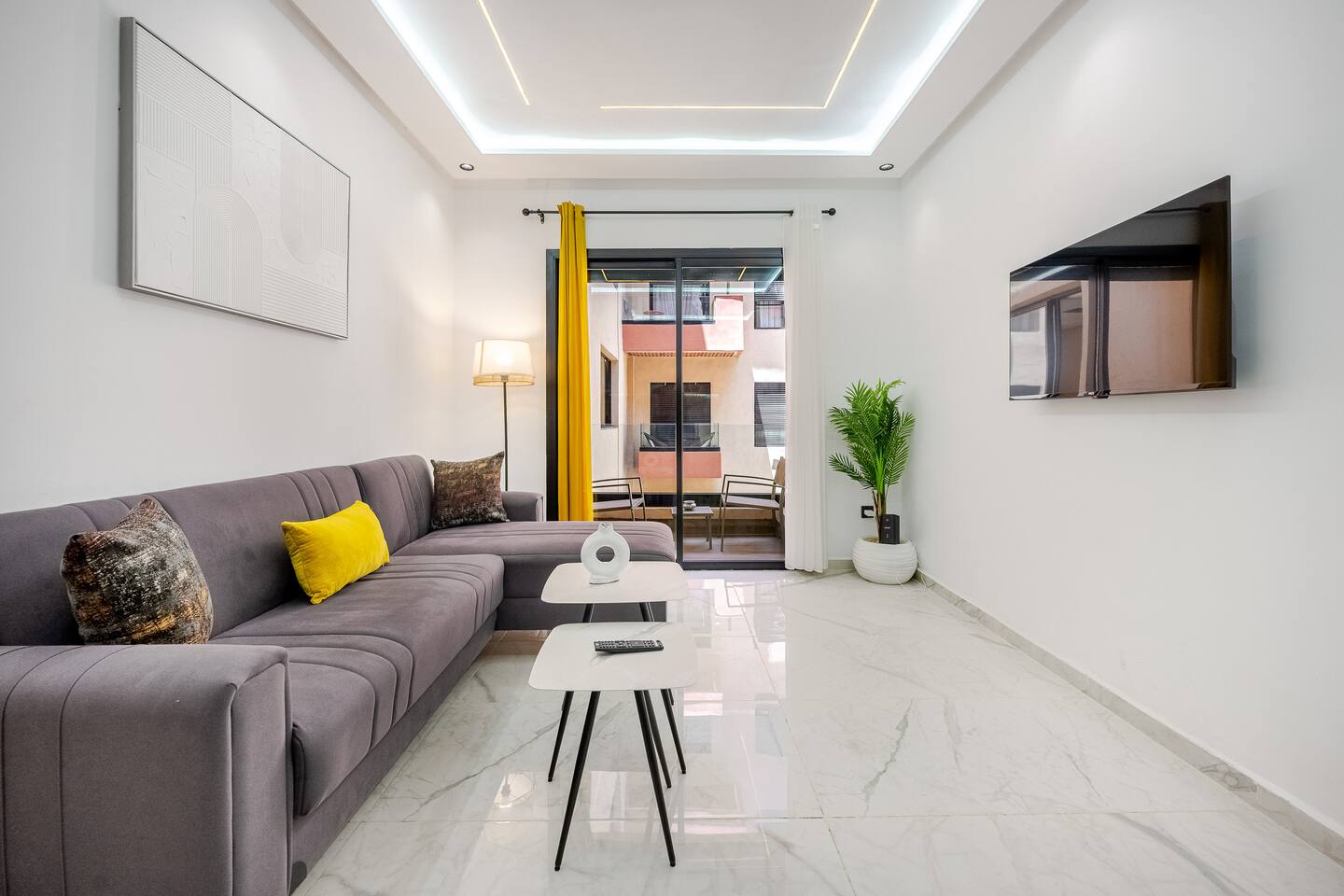 Élégant appart Hivernage avec piscine