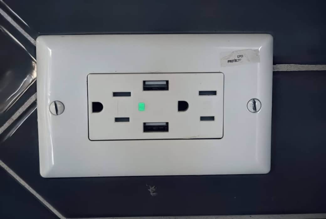 USB outlets and extra cords. USB outlets and extra cords.