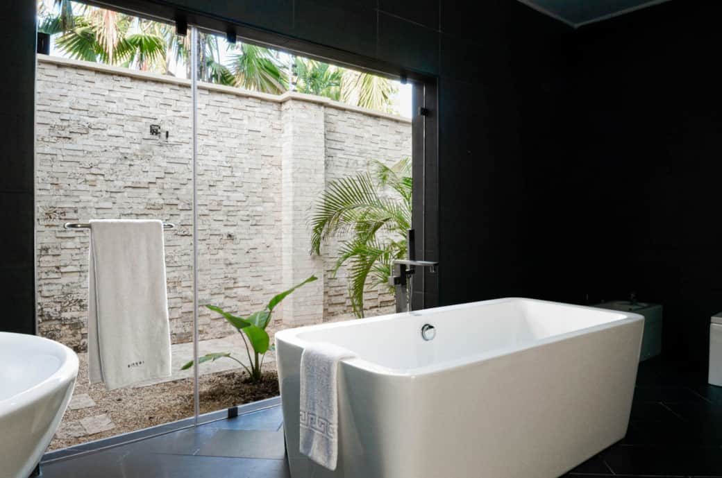 Main Bathroom