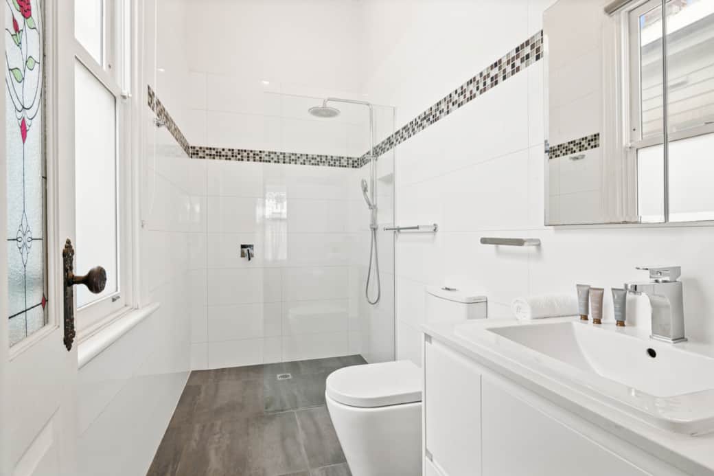 Ensuite