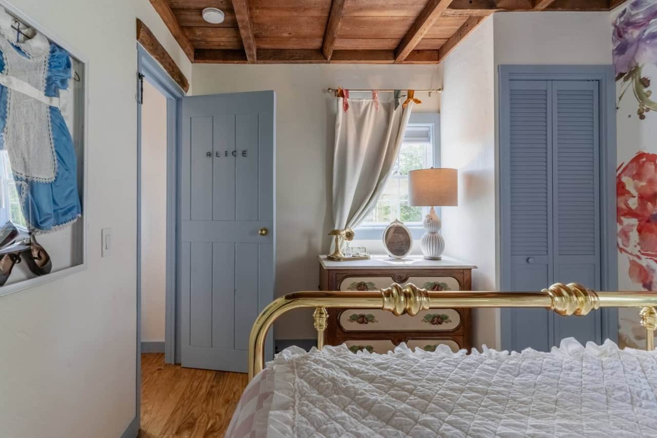 Dream away in Alice's bedroom.