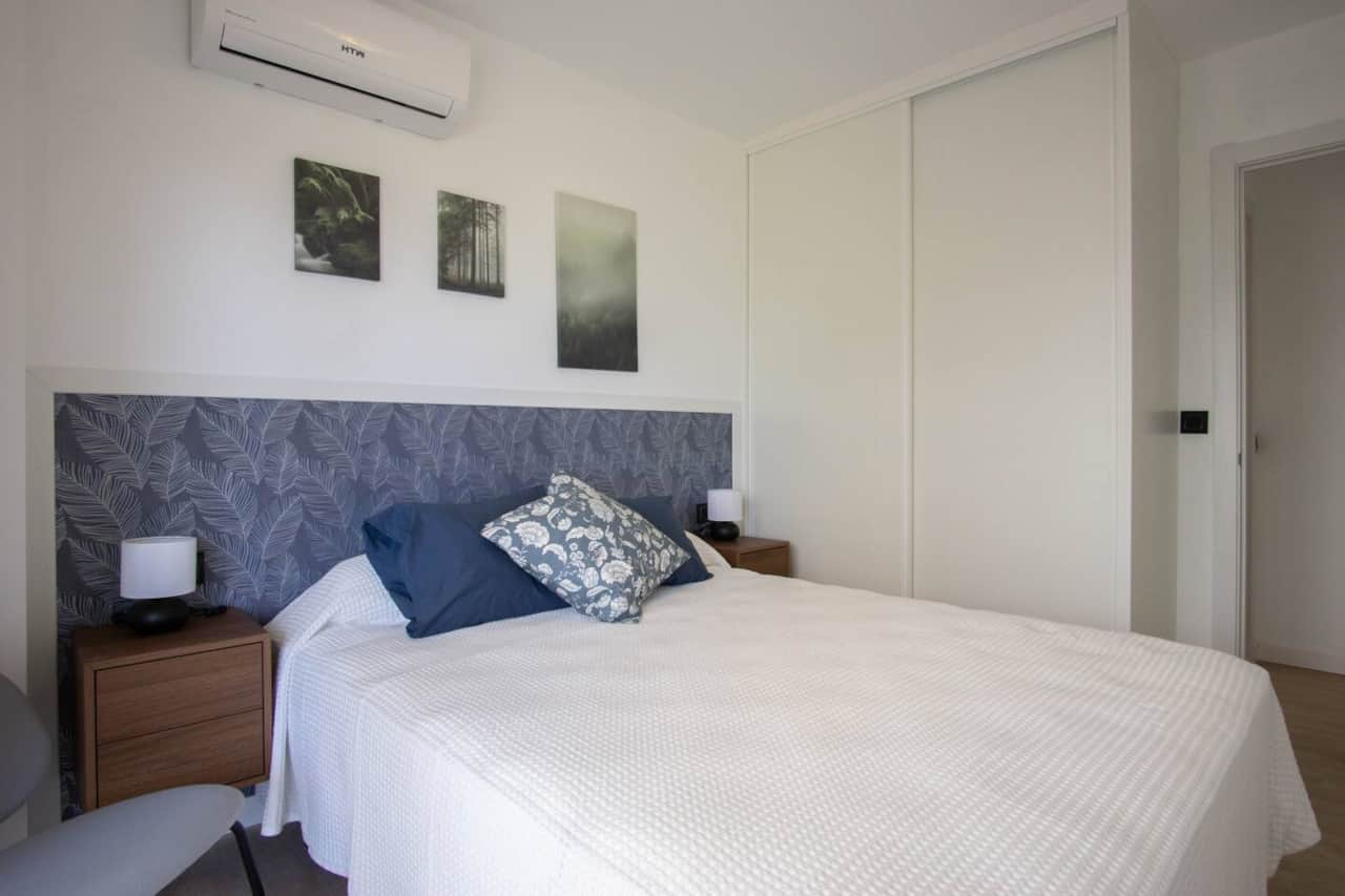 Master bedroom holiday apartment Nerja