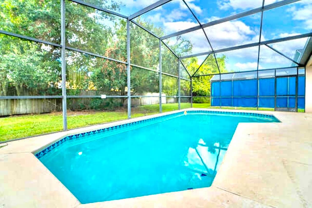 Stunning pool with deck space to enjoy the loungers