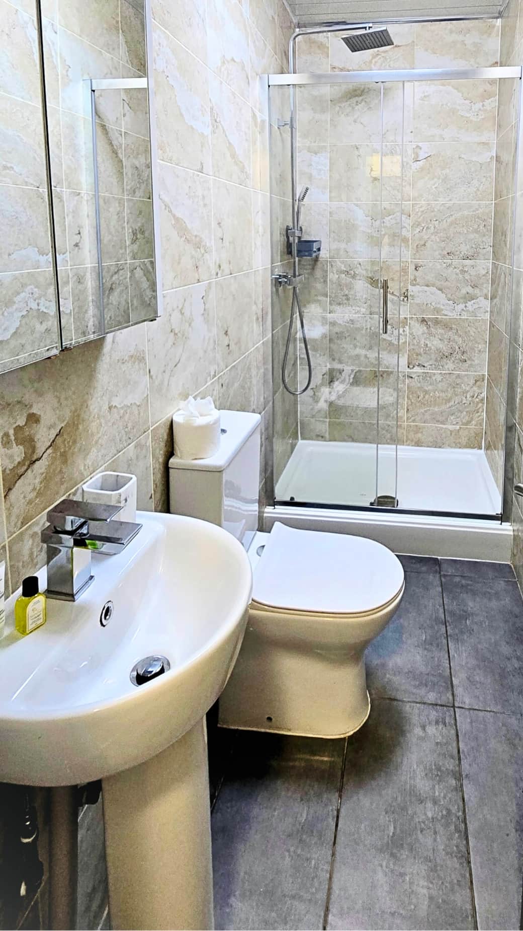 Bathroom (1)
