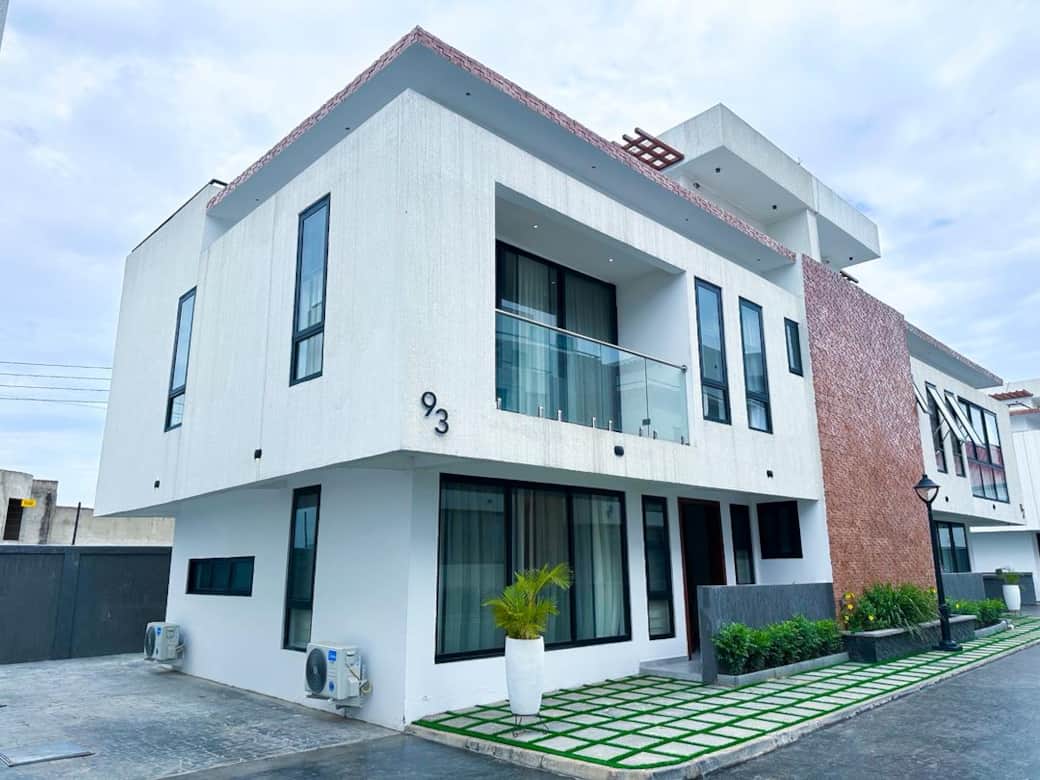 PHOTO 2025 10 22 17 05 24