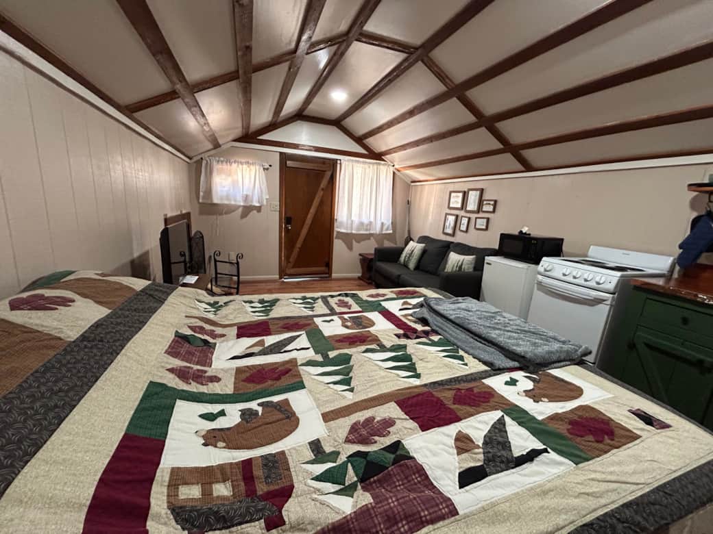 Cabin 4 studio Otherside