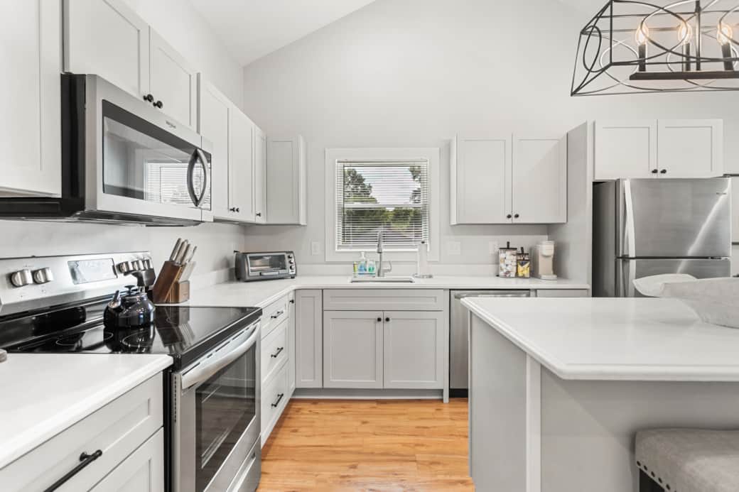 Full Kitchen