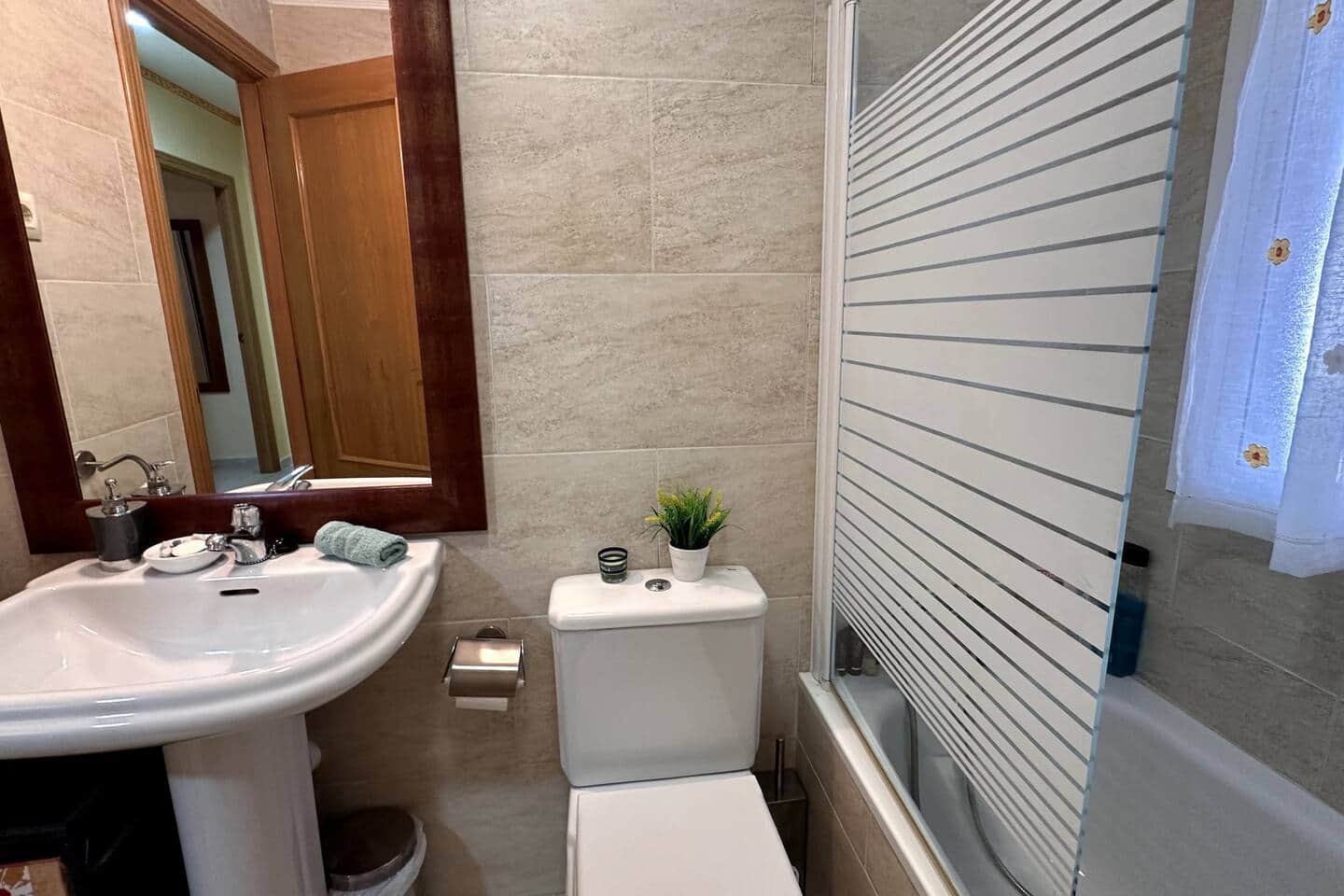 Chalet con piscina y tranquilidad — foto 20