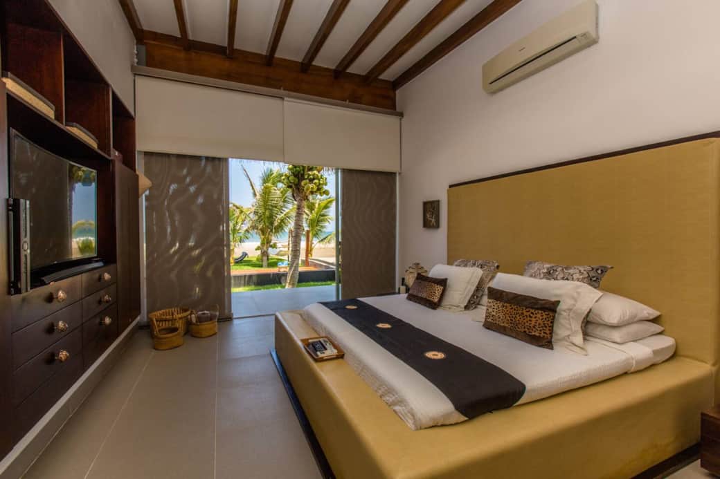 Punta Sal beachfront rental room ocean view