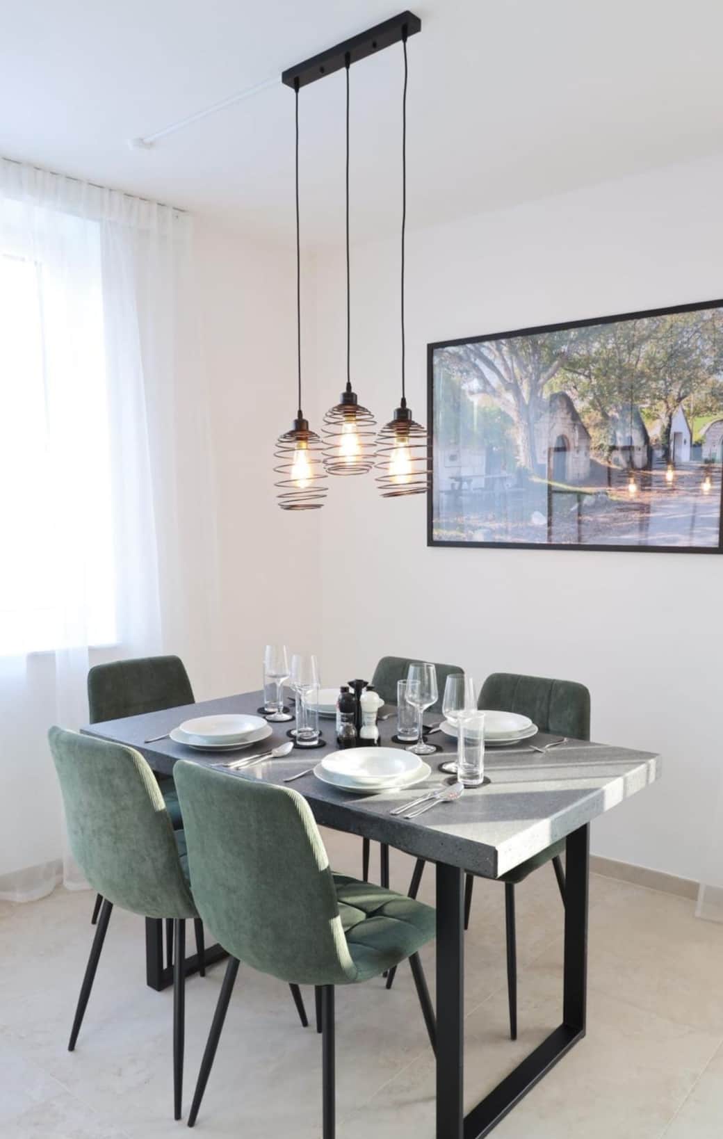 Essbereich grünes Apartment