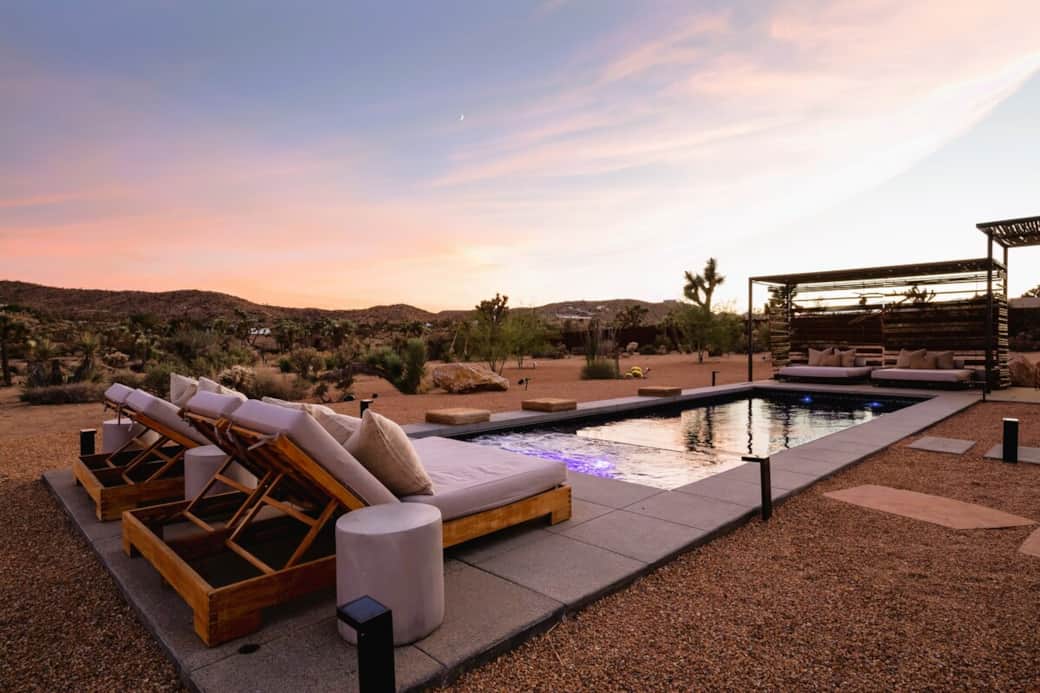 Two points from which to watch the sunset. Either sides of the pool where these pool loungers face offer spectacular views. Two points from which to watch the sunset. Either sides of the pool where these pool loungers face offer spectacular views.