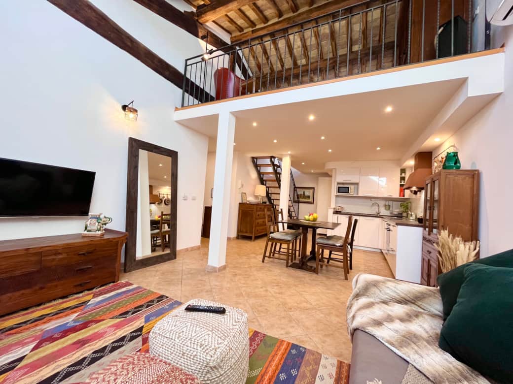 313BD8A7 E5D1 4D3E 9CBD 2C745035F114