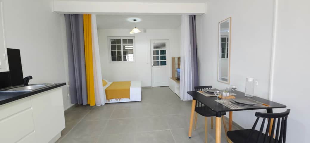 La Fleur Doré studio