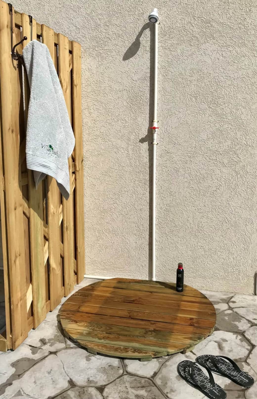 Buiten douche
