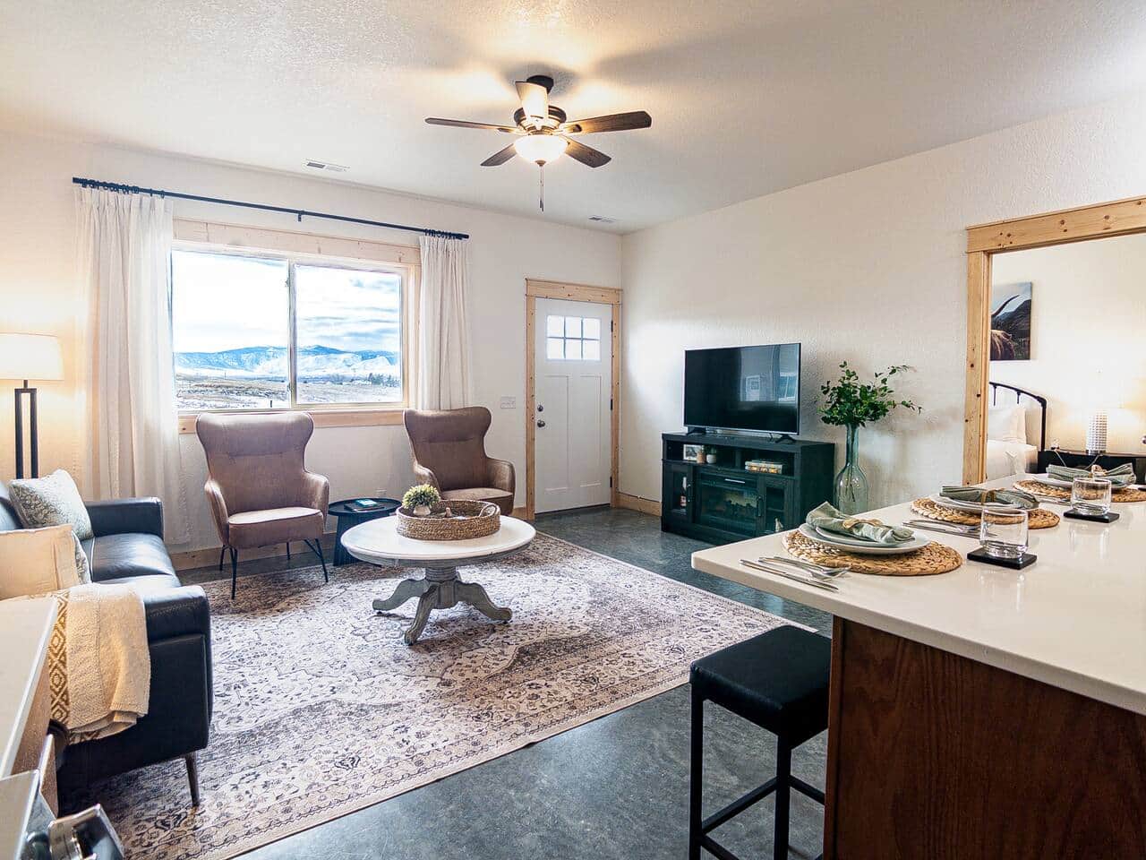 Piñon Home primary en-suite bathroom