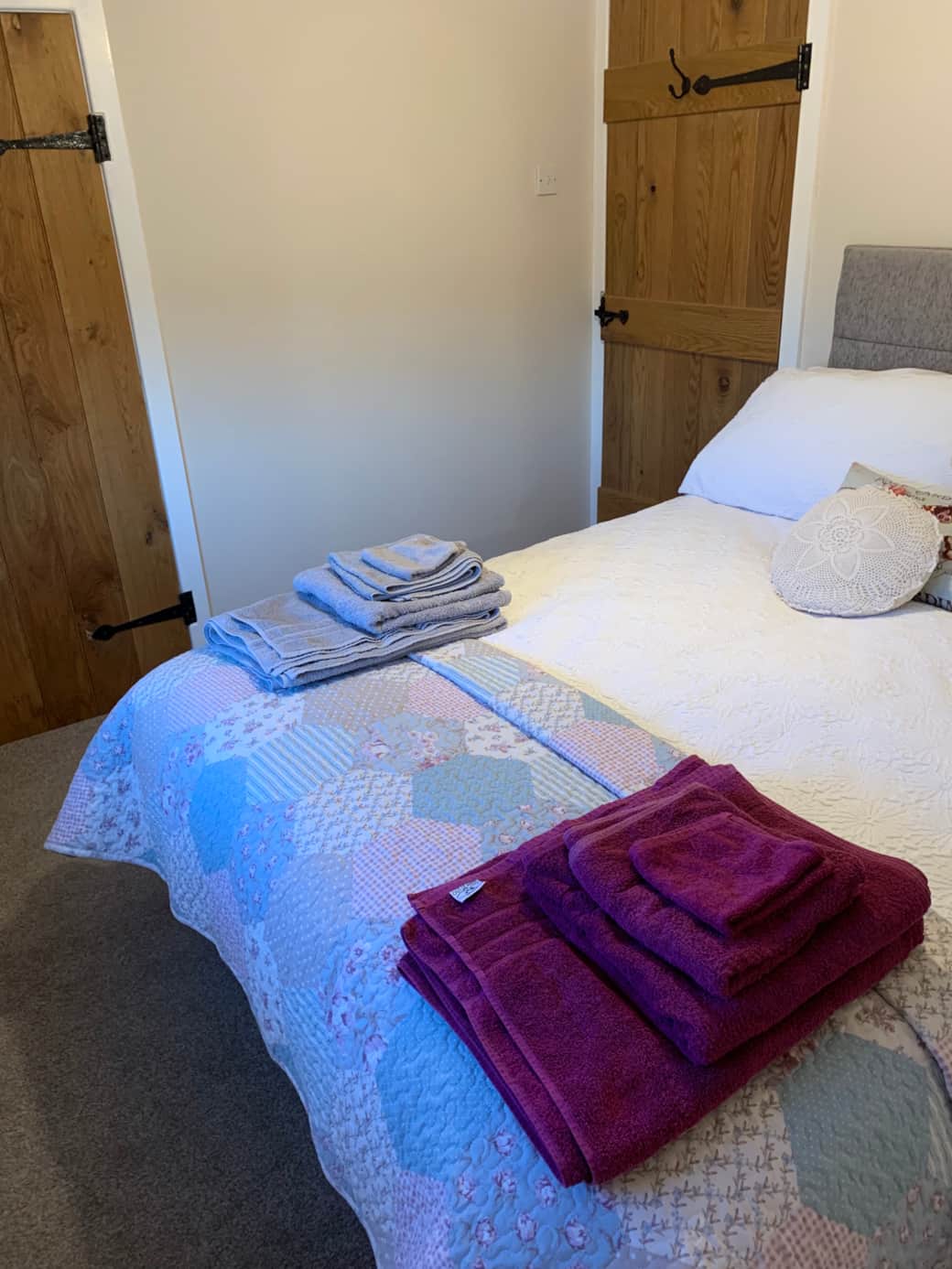 2nd bedroom.