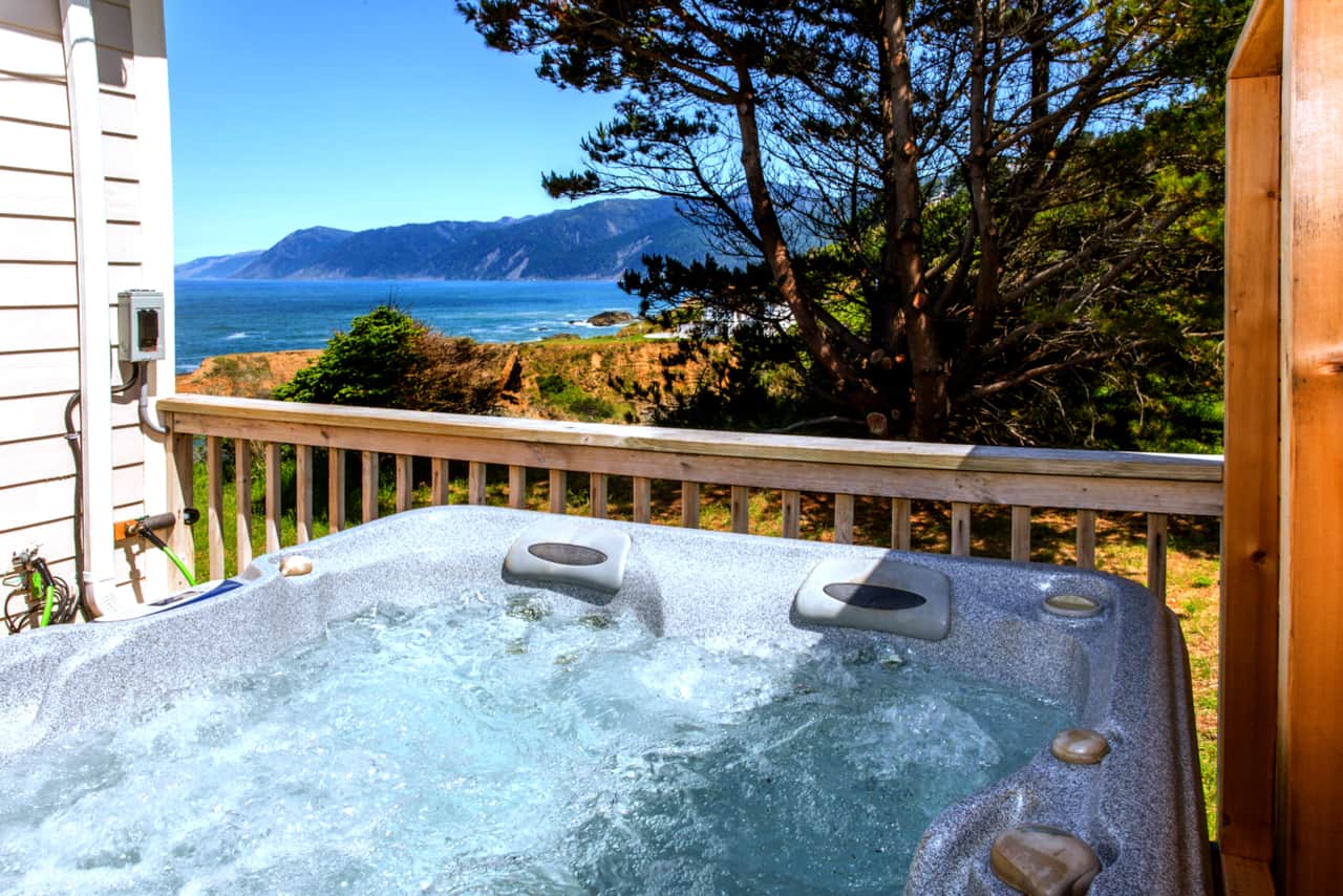 View from the Hot Tub of unit Cozy overlooking the pacific, King Range Mountains 