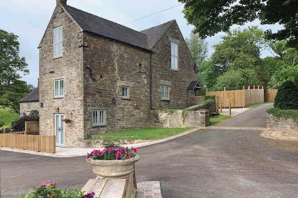 Atlow Mill luxury holiday homes in the Derbyshire countryside (UK)