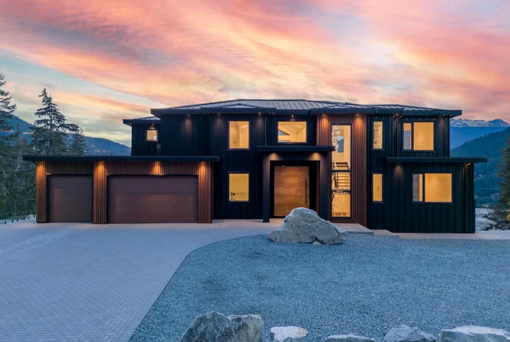 9333 Warbler Way 2 1170x785