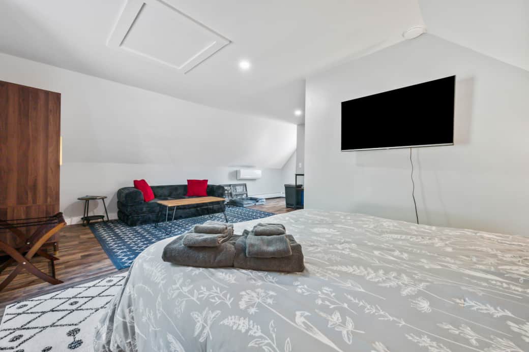 A queen size sofa bed for extra guests. A queen size sofa bed for extra guests.