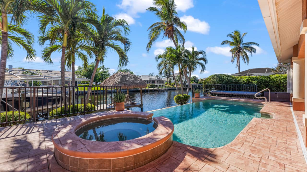 Seaside Villa Endless Summer