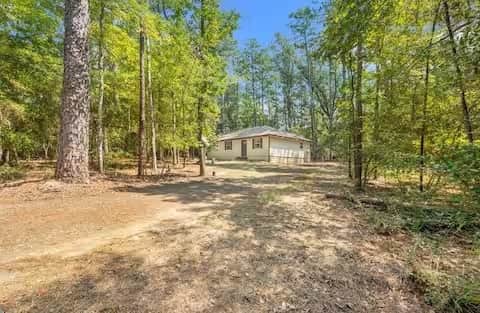 Sam rayburn lake rental wooded cover photo